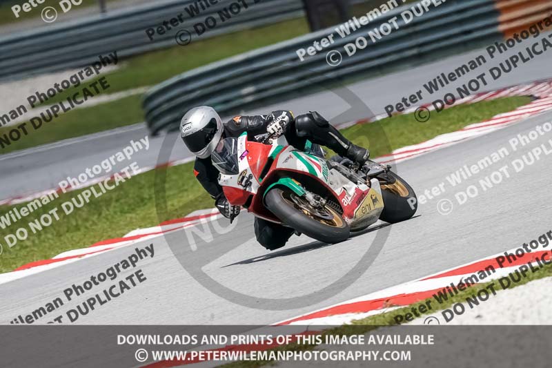 Sepang;event digital images;motorbikes;no limits;peter wileman photography;trackday;trackday digital images